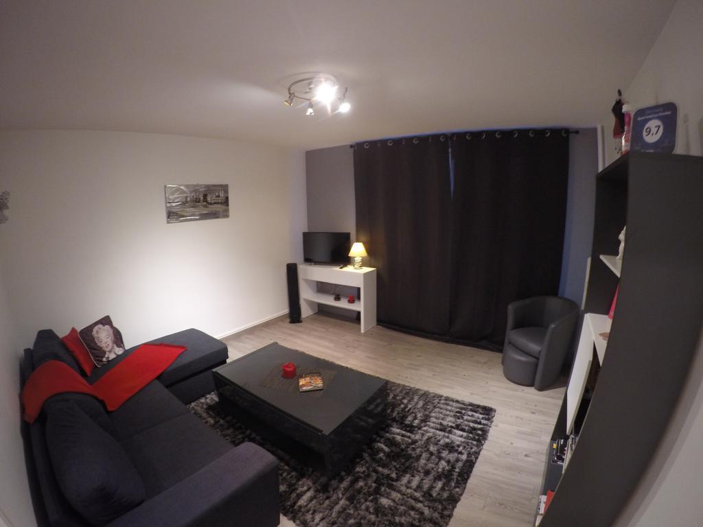 Apart'Hotel Les Floralies Roanne Esterno foto