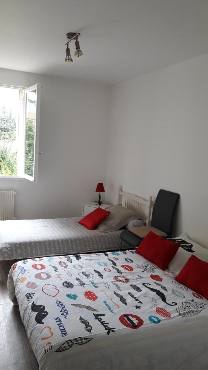 Apart'Hotel Les Floralies Roanne Esterno foto